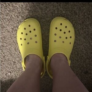 Very pre loved crocs